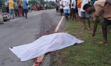 टक्कर के बाद कई मीटर तक ट्रक के साथ घिसटता रहा मृतक का शरीर