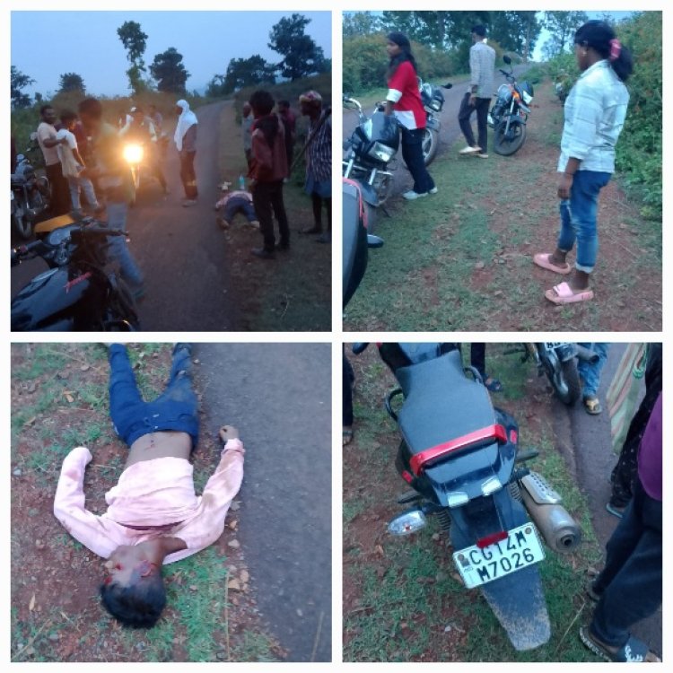 स्कूटी और बाइक की आमने सामने से भीषण टक्कर, चार घायल