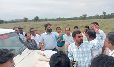 उद्यानिकी महाविद्यालय के प्रस्तावित भूमि के निरीक्षण में पहुंचे विधायक, कलेक्टर  सर्वदलीय नेता भी जुटे 