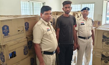 राजस्थान से जशपुर के रास्ते बिहार तस्करी कर ले जाई जा रही 51 लाख की अवैध शराब की खेप जशपुर पुलिस ने पकड़ा,