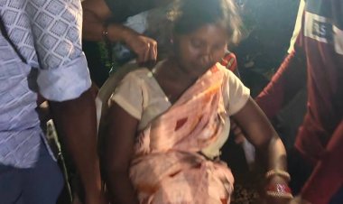 प्रसव पीड़ा से तड़प रही गर्भवती को कुर्सी पर लादकर मुख्य मार्ग पर खड़ी एंबुलेंस तक लेकर पहुंचे परिजन