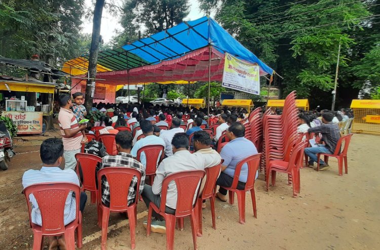 एनएचएम कर्मचारियों का नियमितीकरण सहित 10 सूत्रीय मांगों को लेकर १२वें दिन भी हड़ताल जारी
