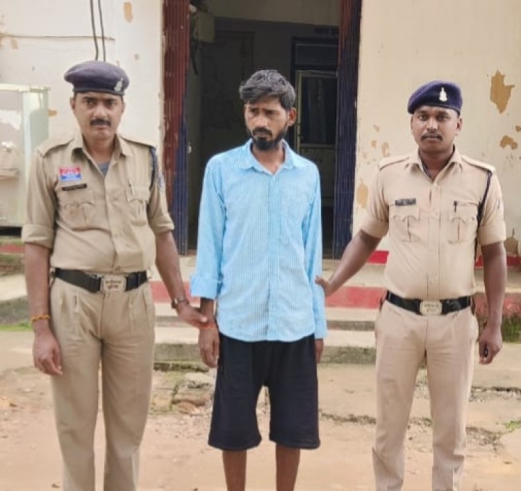 बगीचा जूरुडांड़ विसर्जन जुलूस हादसे पर अपडेट :- हादसे में मरने वालों की संख्या बढक़र हुई चार , विसर्जन जुलूस पर बोलेरो दौड़ाने वाले ड्राइवर सुखसागर को पुलिस ने गिरफ्तार कर भेजा जेल