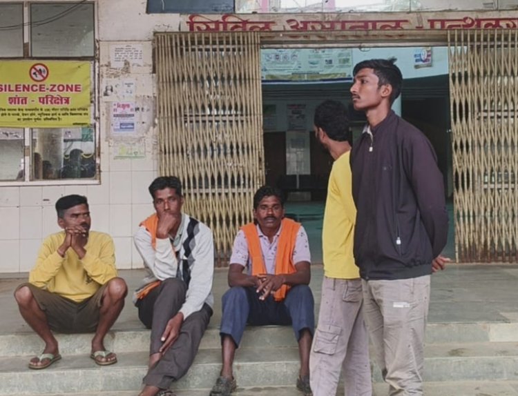 जमीन विवाद पर दो गुटों में खूनी संघर्ष, दो लोगों की मौत से तनाव   पत्थलगांव के पाकरगांव में हुआ जमीन विवाद पर खूनी संघर्ष