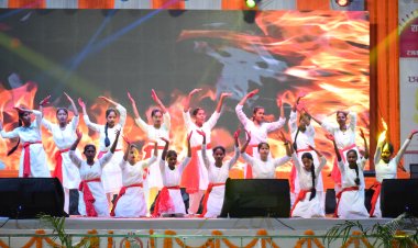 राज्योत्सव 2025:  स्कूलों के छात्रों, कवियों और गायकों की नृत्य-संगीत प्रस्तुतियों ने समां बांधा