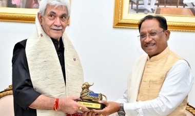 मुख्यमंत्री से जम्मू-कश्मीर के उपराज्यपाल मनोज सिन्हा ने की सौजन्य मुलाकात  NIT रायपुर के दीक्षांत समारोह में शामिल होने रायपुर पहुंचे हैं मनोज सिन्हा