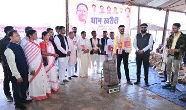 मुख्यमंत्री ने पंजीकृत सभी किसानों का धान खरीदी करने के दिए निर्देश  रायगढ़-जशपुर लोकसभा सांसद राधेश्याम राठिया ने जिले में धान खरीदी का किया शुभारंभ