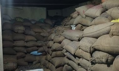 सिर्फ़ रायगढ़ में 30 प्रकरणों में एक करोड़ रुपए से अधिक मूल्य के 3,266 क्विंटल अवैध धान किया गया जब्त*  सभी अंतरराज्यीय एवं आंतरिक चेक पोस्टों पर 24×7 रखी जा रही कड़ी निगरानी