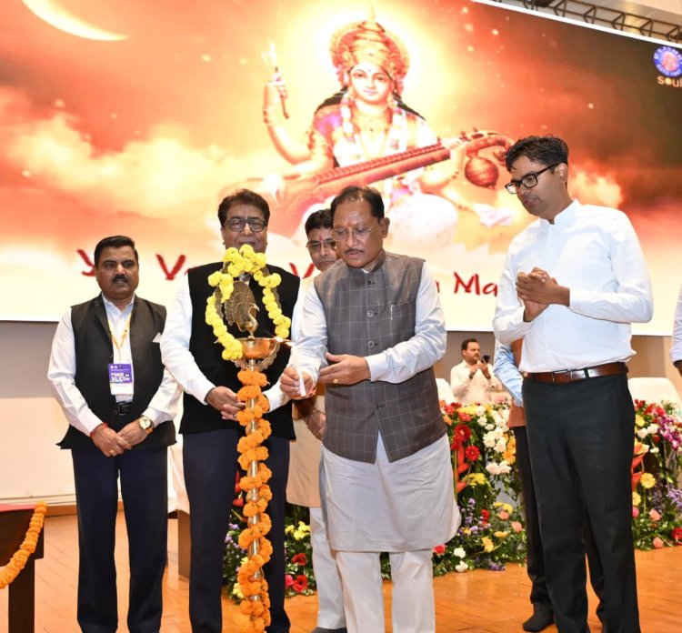 छत्तीसगढ़ बनेगा मध्य भारत का टेक्नोलॉजी और नवाचार हब : मुख्यमंत्री विष्णु देव साय  मुख्यमंत्री ने किया ‘मेक इन सिलिकॉन’ संगोष्ठी का शुभारंभ