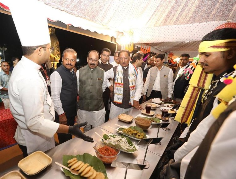 छत्तीसगढ़िया स्वाद से महक उठा केवड़िया:  एकता नगर में छत्तीसगढ़ के पर्यटन एवं संस्कृति की गूंज  मुख्यमंत्री विष्णुदेव साय ने छत्तीसगढ़ पर्यटन मंडल के स्टॉल का किया अवलोकन  लोक सीजी न्यूज़ / रायपुर, 11 नवंबर 2025 :-