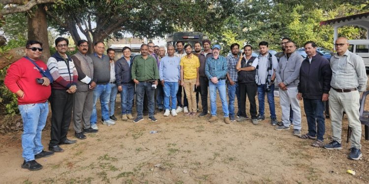 जशपुर जिले में पत्रकार को अपने नवजात शिशु का शव लाने नहीं मिली मुक्ताजंलि  वाहन   जिला प्रशासन ने अपनी नाकामी छिपाने कर दी लीपापोती