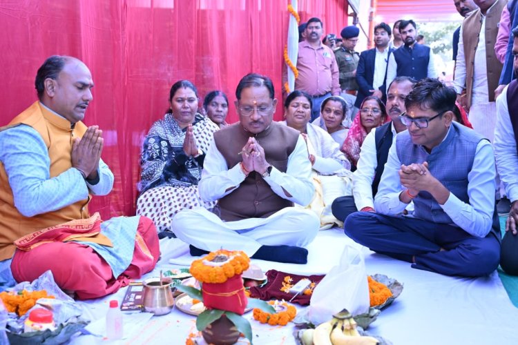 मुख्यमंत्री साय ने विधानसभा कुनकुरी के लिए 77.23 करोड़ रूपए लागत के 75 विकासकार्यों का किया लोकार्पण और भूमिपूजन