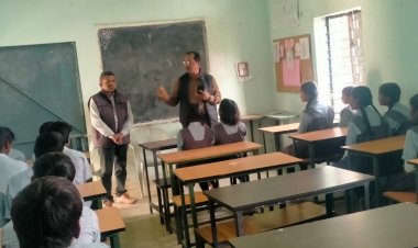 मुख्यमंत्री शिक्षा गुणवत्ता अभियान  जिला पंचायत अध्यक्ष सालिक साय ने शा. मा.शाला पुसरा का किया निरीक्षण