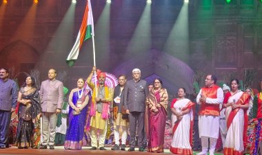 मुख्यमंत्री विष्णुदेव साय ने विजय दिवस पर शहीदों को किया नमन