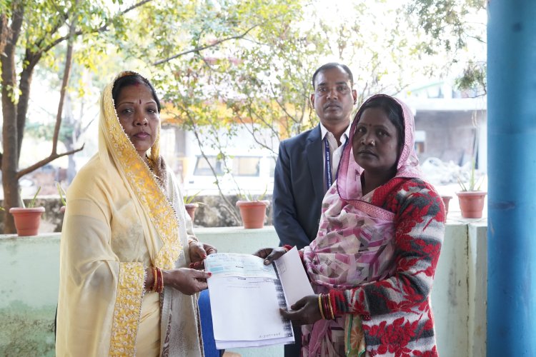 10 साल के बच्चे की करंट लगने से हुई थी मृत्यु , 4 साल बाद मिला न्याय  मुख्यमंत्री कैंप कार्यालय की संवेदनशील पहल से परिजनों को मिली बड़ी राहत, CM साय का जताया आभार