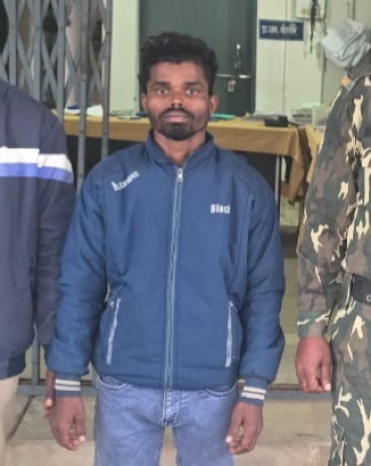 नाबालिग को भगा ले जाने का आरोपी अशोक यादव झारखंड से गिरफ्तार  पुलिस ने आरोपी के कब्जे से नाबालिग किशोरी को बरामद कर परिजनो के किया सुपूर्द