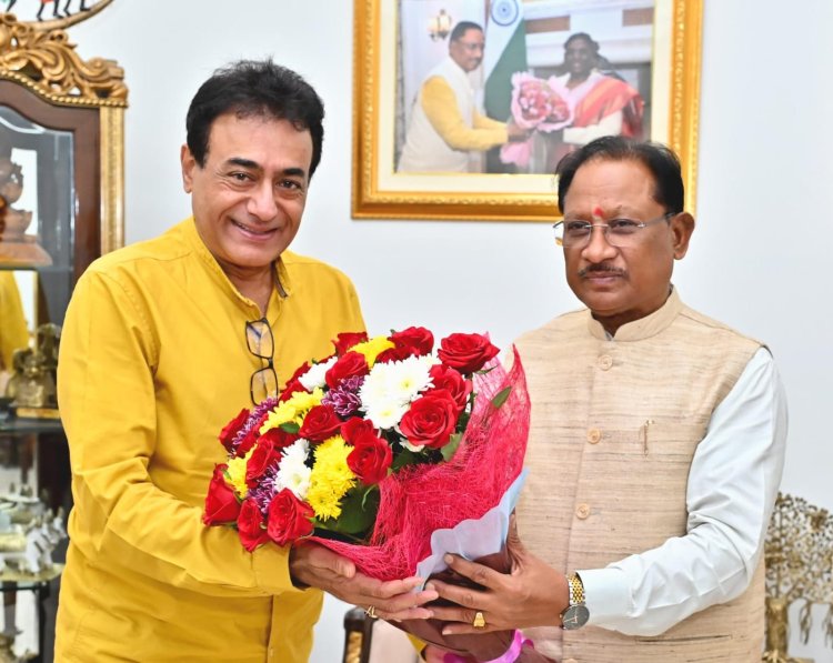 मुख्यमंत्री विष्णुदेव साय से सुप्रसिद्ध अभिनेता नीतिश भारद्वाज ने की सौजन्य मुलाकात