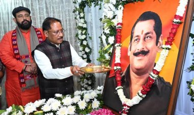 *स्व. दिलीप सिंह जूदेव का जीवन, जनजातीय समाज के उत्थान के लिए समर्पित रहा : मुख्यमंत्री श्री साय*  *स्वर्गीय दिलीप सिंह जूदेव की जयंती पर मुख्यमंत्री श्री साय ने किया श्रद्धापूर्वक नमन*