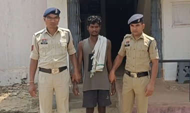 *घरेलू विवाद बना खूनी, बेटे ने पिता को उतारा मौत के घाट*  *जशपुर में सनसनीखेज वारदात; लकड़ी की फाड़ी से सिर पर किया वार, आरोपी गिरफ्तार*