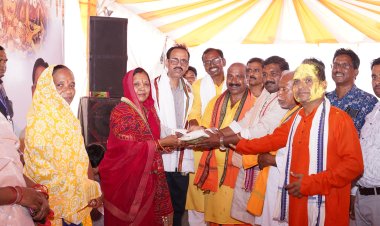 *दोकड़ा में तीन दिवसीय श्री जगन्नाथ मंदिर स्थापना महोत्सव का भव्य समापन, मुख्यमंत्री की धर्मपत्नी कौशल्या साय ने की पूजा-अर्चना*
