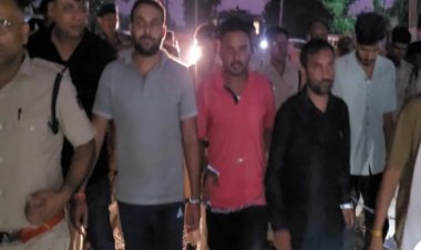 भाजपा नेता हत्याकांड: आरोपियों का निकाला जुलूस, सड़कों पर उमड़ी भीड़