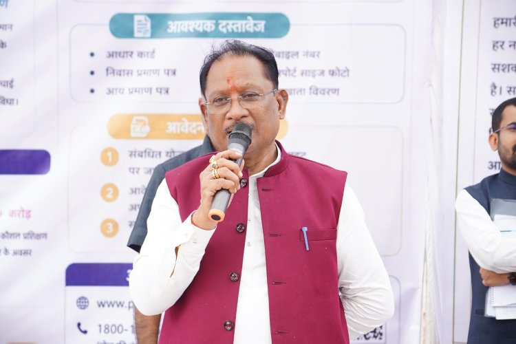 *महासमुंद के बलौदा-बेलमुंडी डायमंड ब्लॉक में मिला हीरे  का भंडार, छत्तीसगढ़ के विकास को मिलेगा नया आयाम*  *खनिज संपदा की नई उपलब्धि से छत्तीसगढ़ के विकास को मिलेगा नया आयाम : मुख्यमंत्री*