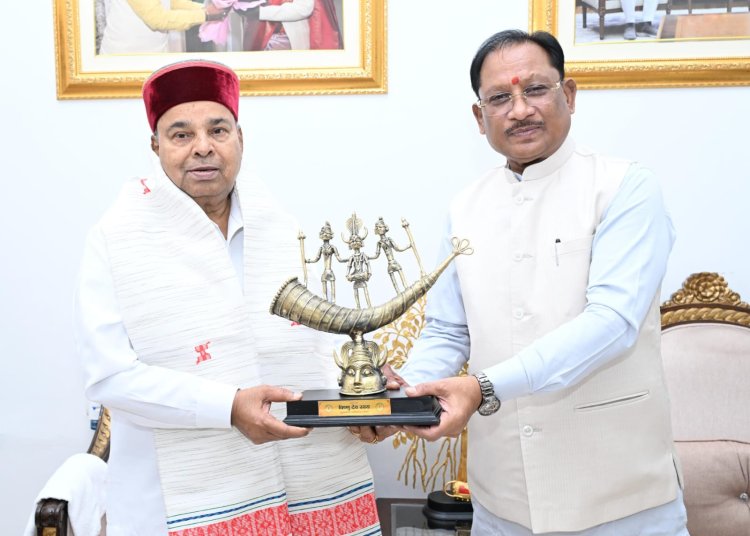 *मुख्यमंत्री विष्णुदेव साय से कर्नाटक के राज्यपाल थावरचंद गहलोत ने की सौजन्य भेंट*