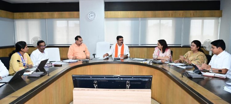 *छत्तीसगढ़ में एआई (AI) तकनीक से होगा पीएमजीएसवाई सड़कों का निरीक्षण- उप मुख्यमंत्री विजय शर्मा का बड़ा फैसला*