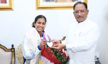*राष्ट्रमंडल खेलों की रजत पदक विजेता ज्ञानेश्वरी यादव का मुख्यमंत्री निवास में भव्य स्वागत*
