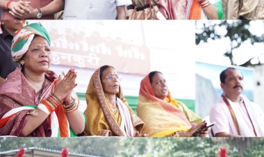 *1700 फीट लंबे तिरंगे के साथ कुनकुरी में निकली भव्य तिरंगा यात्रा, 5 हजार से अधिक लोग हुए शामिल*