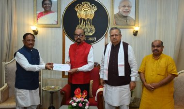 *मुख्यमंत्री विष्णु देव साय ने राज्यपाल रमेन डेका से की सौजन्य भेंट*