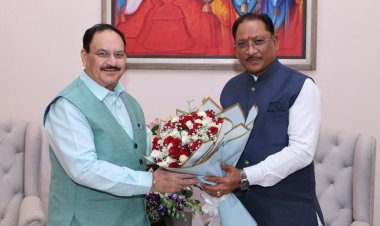 *मुख्यमंत्री विष्णु देव साय ने केंद्रीय स्वास्थ्य मंत्री जे.पी. नड्डा से की सौजन्य भेंट*