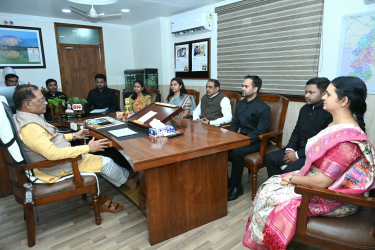 *मुख्यमंत्री साय से 2025 बैच के प्रशिक्षु डिप्टी कलेक्टरों ने की सौजन्य मुलाकात*