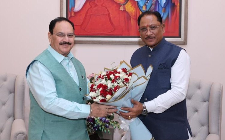 *मुख्यमंत्री विष्णु देव साय ने केंद्रीय स्वास्थ्य मंत्री जे.पी. नड्डा से की सौजन्य भेंट*