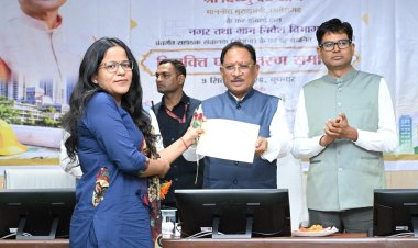 *मुख्यमंत्री विष्णु देव साय ने 21 नवचयनित सहायक संचालकों को सौंपे नियुक्ति पत्र*