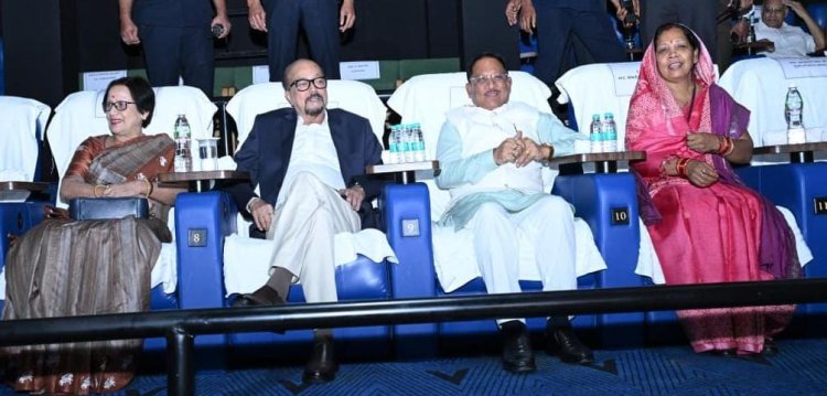 *राज्यपाल रमेन डेका, मुख्यमंत्री विष्णु देव साय और विधानसभा अध्यक्ष डॉ. रमन सिंह ने सपरिवार देखी फिल्म ‘हनुमान अंश’*