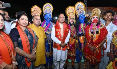 *मुख्यमंत्री ने रायपुर के ऐतिहासिक डब्ल्यूआरएस मैदान में किया रावण, कुंभकर्ण और मेघनाद के पुतलों का दहन*