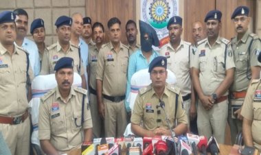 *शिक्षिका और उसके बेटे के दोहरे हत्याकांड का खुलासा* *19 लाख के लिए शिक्षिका की सहेली के पति ने की थी हत्या, राज खुलने के डर से बेटे को भी मार डाला*
