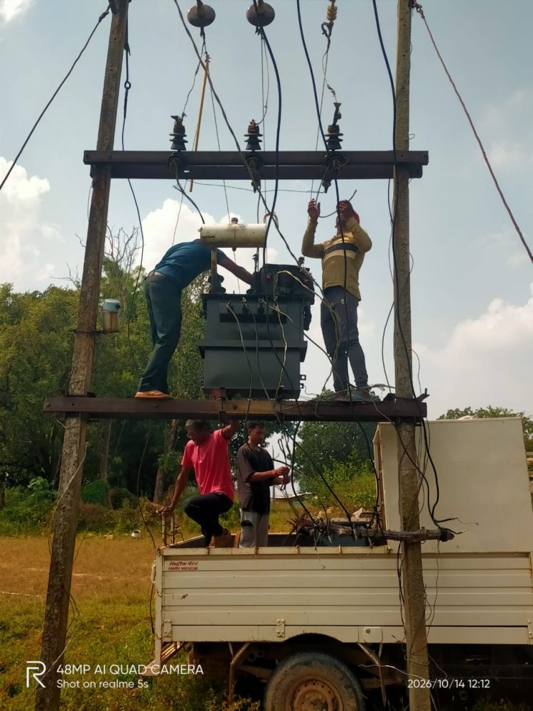 *सीएम कैम्प कार्यालय बगिया में ग्रामीणों ने लगाई थी गुहार, निर्देश पर विद्युत विभाग ने तत्काल , खराब ट्रांसफार्मर बदला, बहाल की बिजली आपूर्ति*